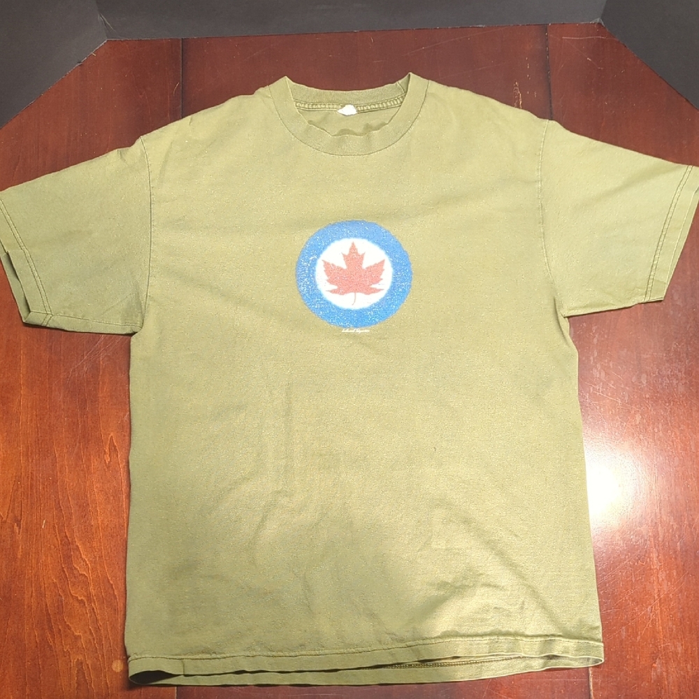 Olive Green Short Sleeve Tee with Maple Leaf Design